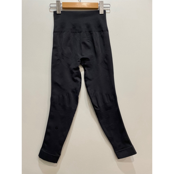 Lululemon Zone In Crop Compression Leggings Black Womens Size 4 - Picture 3 of 7